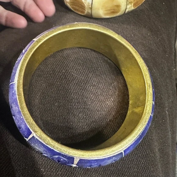 Bone Blue Floral Bangle Bracelet - Picture 9 of 12